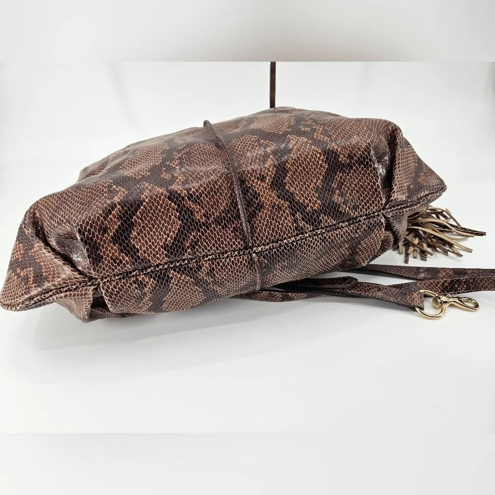 GILI Got To Love It Large LEATHER Emb SNAKE Choc Brown TASSEL Hobo Bag PURSE